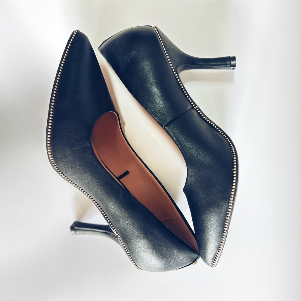 JONES NEW YORK Black Pointed Toe Shoes